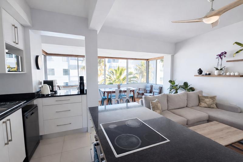 2 Bedroom Property for Sale in Sea Point Western Cape